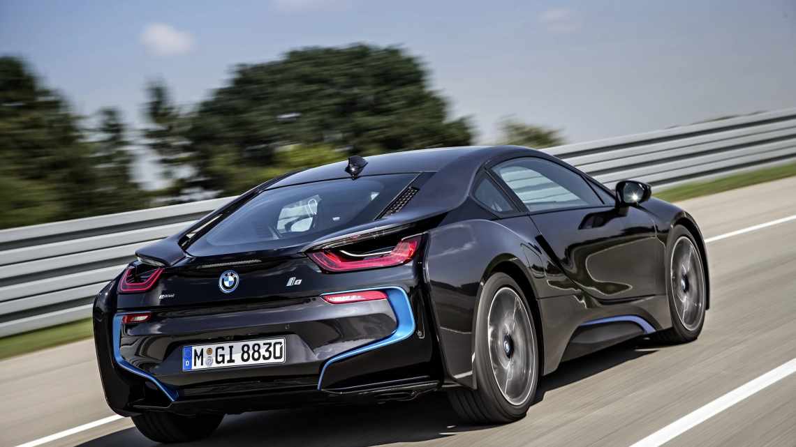BMW представив у Франкфурті спорткупе i8 з лазерними фарами
